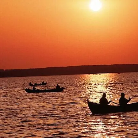 Karjalan Kievari מלון